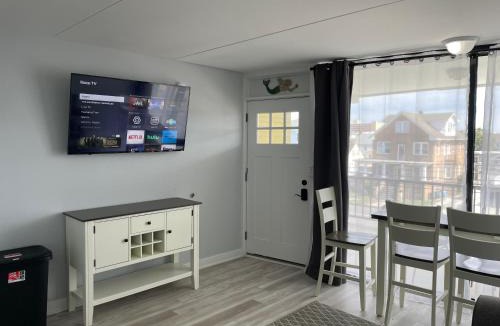 North Wildwood Apartment | Settle In the Sun at The Carideon Family Resort
