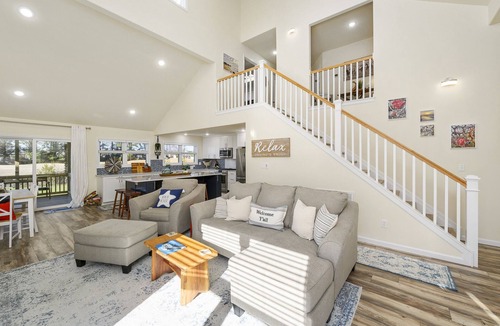 Captain's Cove House | Shellfish Time by Seaside Vacations & Sales
