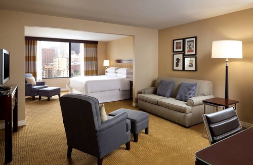 South Shore Hotel | Sheraton Pittsburgh Hotel at Station Square