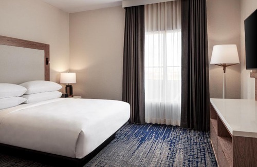 Sandston Hotel | Sheraton Richmond Airport Hotel