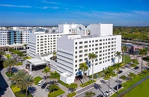 Plantation Hotel | Sheraton Suites Fort Lauderdale Plantation-NEWLY RENOVATED