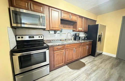 Dania Beach Apartment | Sheridan Suites Two Bedroom Suite