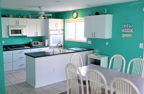 Ship Bottom House | Ship Bottom LBI 4 Bedroom Home with pool and ocean views- 1 house from the beach
