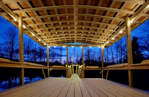 Stanardsville Apartment | Shire Suite at White Lotus Eco Spa Retreat