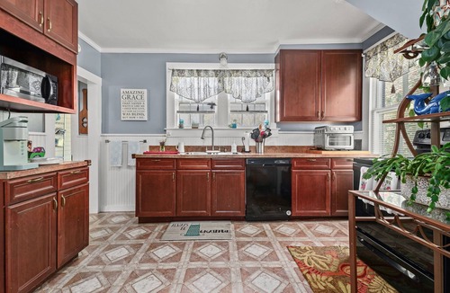 Birdsnest House | Shore Reflections | Restored Victorian Retreat Near Cape Charles, Spacious & Charming