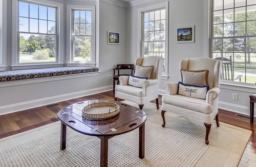 Cambridge House | Short drive to Downtown Cambridge | Private Dock | Kayaks | 1000 Ft of Shoreline