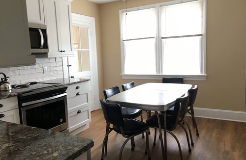 Cape May Apartment | Short walk to the Beach, sleeps 8, four bedrooms, private patio, 2026 weeks open