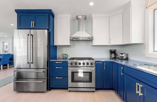 East Orleans House | Short Walk to Water, Mins to Nauset Beach, AC!