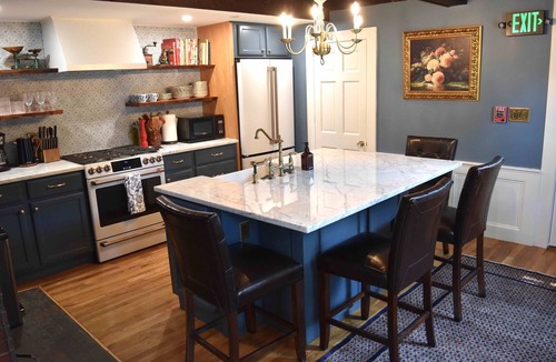 Salem House | Silsbee's by Daniels House