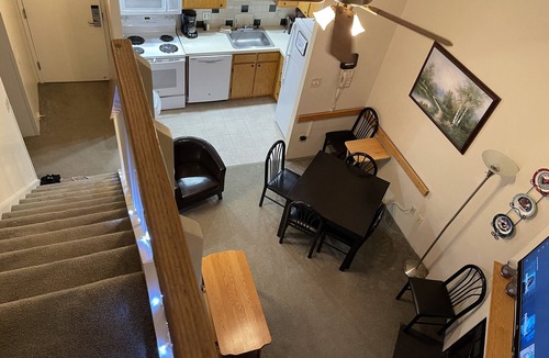 Snowshoe Condo | Silver Creek 2 Bedroom slope view!