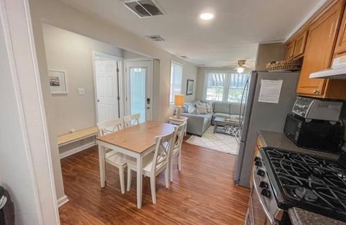 North Cape May House | Single Family Home (3BR/2BA) In North Cape May By Cape May Lewes Ferry and Bay!