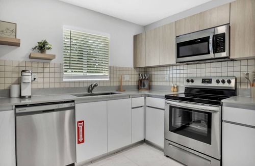 Downtown Fort Lauderdale House | Sistrunk Shades Villas #1 - Brand New Townhomes Downtown Fort Lauderdale