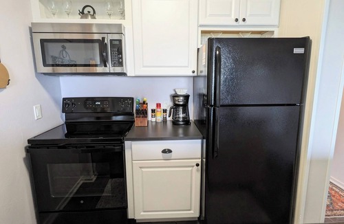 Edray Condo | Ski In/Out 1BR Slopeside Condo at Top of the World, 1 Q bed + 1 Q Sleeper Sofa