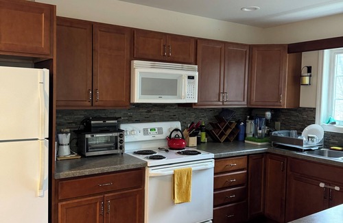 Hancock House | Ski's The Day: Winsome 3-bedroom mountain townhome with AC in Jiminy Peak
