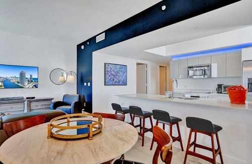 Hallandale Beach Apartment | Sky High Ocean View 4 BDR Condo Pool Beach Service 3002