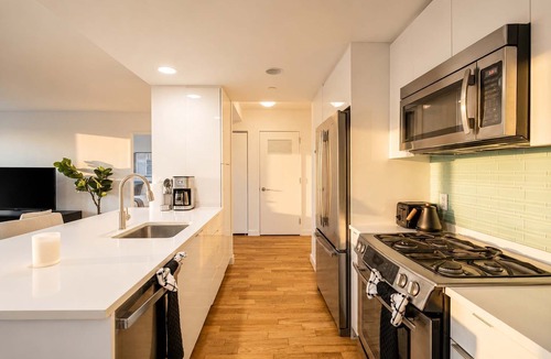Central Park South Apartment | Skyline V | 26th Floor Full-service Loft