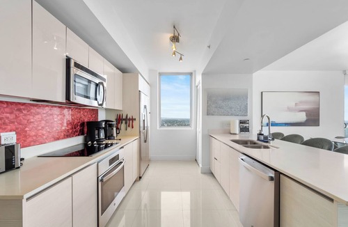 Hallandale Beach Condo | Sleek & Spacious 3-BR Condo at Miami’s Beachwalk Resort - 25 min to MAJOR INTERNATIONAL SPORTING EVENT!
