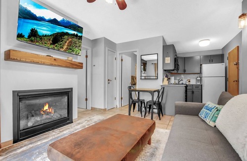 Great Valley Condo | SnowPine Condo, King Bed, Patio + Fireplace