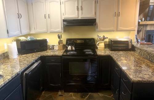 Edray House | Snowshoe 5 Bedroom House - 100 yards from the ski slopes