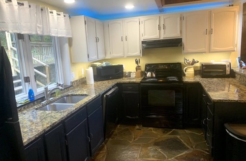 Edray House | Snowshoe 5 Bedroom House - 100 yards from the ski slopes