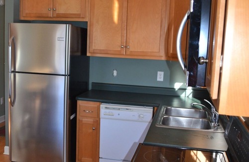 Edray House | SNOWSHOE, WV Convenient, Affordable, Mtn Views, Pet Friendly