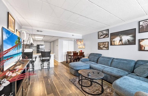 Little Salisbury Condo | Sofa to Surf in a minute. Midtown Gem, completely remodeled
