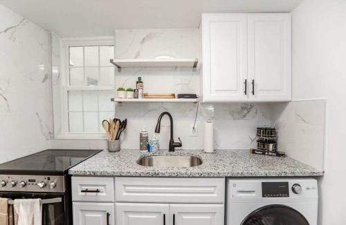 Cottage Line Apartment | Sojourn at South Shore Just a 3 Min Walk to Beach