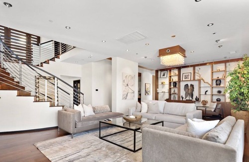 The Flats Villa | Sophisticated Bel Air Modern Villa