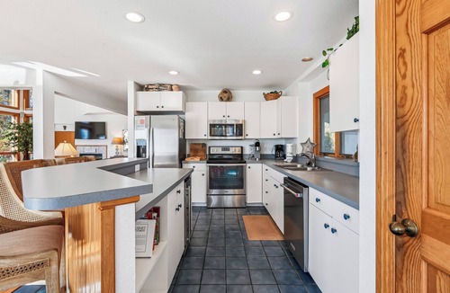 Monteray Shores House | Soundfront, Amazing Sound Views! Sunsets, Yard, Hot Tub, MS100, Timberly II