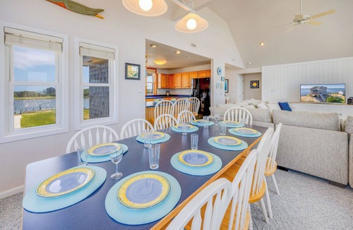 Brigands' Bay House | Soundfront Dog Friendly Home w/Hot Tub and Windsurfing Access