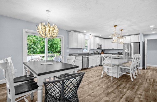 Harwich Center House | South Street Retreat: Luxury Cape Cod Escape