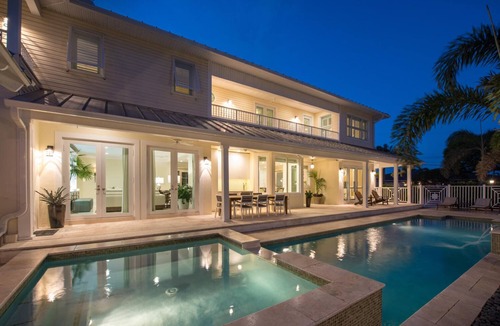 Bermuda Riviera House | SPA + HEAT POOL MANSION STEP TO THE BEACH