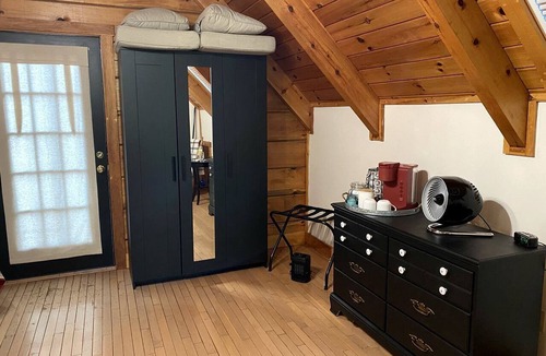 Marlinton Cabin | Space to Breathe in Pocahontas County, WV