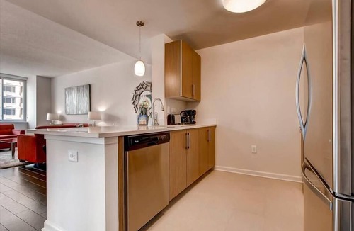 Hudson Exchange Apartment | Spacious 1BR | Fully Equipped Gym | Jersey City by GLS