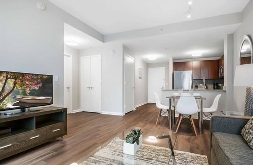 Hudson Exchange Apartment | Spacious 1BR | Gym | Rooftop Pool | Downtown Jersey City | GLS