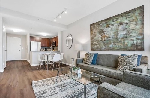 Hudson Exchange Apartment | Spacious 1BR | Gym | Rooftop Pool | Downtown Jersey City | GLS