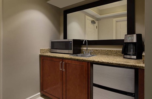 Central Beach Villa | Spacious 2-bedroom, 2-bathroom Atlantic beachfront villa