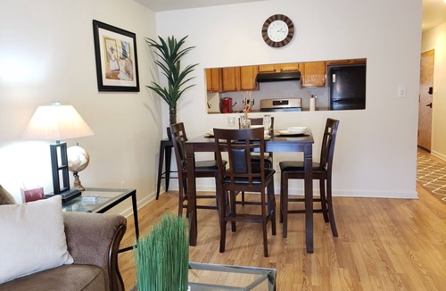 West Bronx Apartment | Spacious 2‑Bedroom Bronx Retreat — Minutes to Manhattan!
