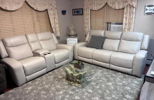 Wildwood Crest Apartment | Spacious 2-bedroom apt in the Crest