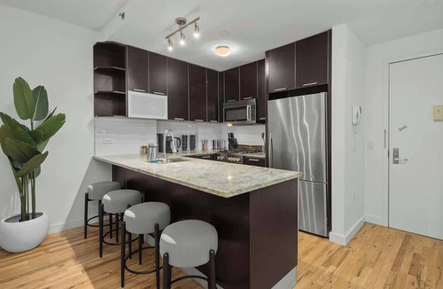 Midtown West Apartment | Spacious 2BR Steps from Time Square & Hudson Yards