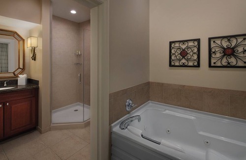 Berkeley Resort | Spacious 2BR Villa at Marriott's Manor Club – Full Kitchen + Golf Resort Setting