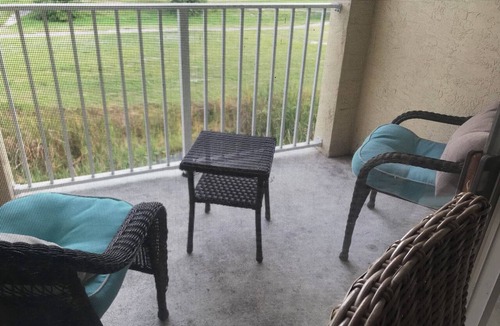 Greenview Shores Condo | Spacious 3-bedroom condo in serene Wellington with air conditioning