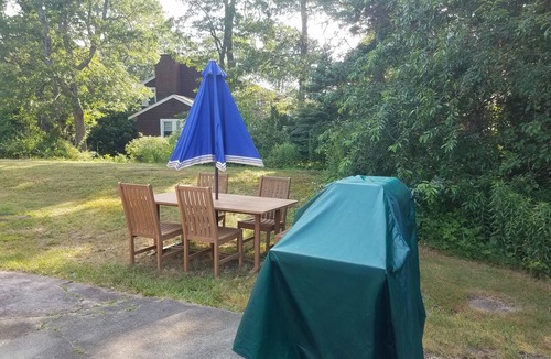 Bass River House | Spacious 3-bedroom house walk to beach with WiFi and AC in Yarmouth