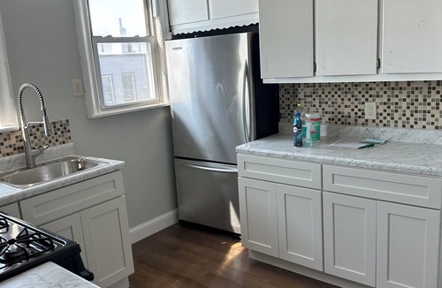 Greenville Apartment | Spacious 3-bedroom apartment in beautiful Jersey City with central air and more!