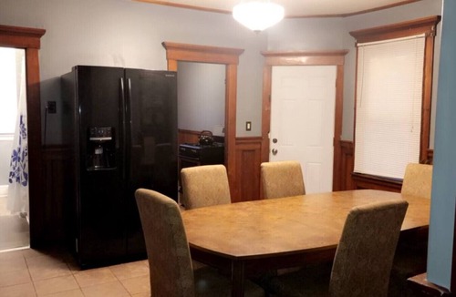 New Bedford Apartment | Spacious 3 bedroom 1st Floor closeby attractions