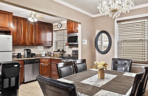 Constable Hook House | Spacious 3BDR, World Cup Stay, Close to NYC, MetLife Stadium, 2 FREE Parking