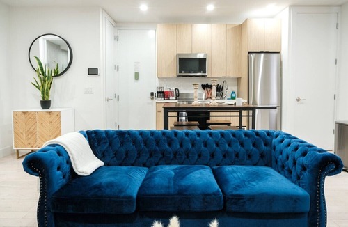 Ukrainian Village Hotel | Spacious 3BR Family Suite I Private Patio I Walk to Everything