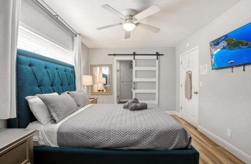 North Andrews Gardens House | Spacious 3BR Fort Lauderdale Retreat Sleeps 6 Patio Free Parking Near Beaches & Dining