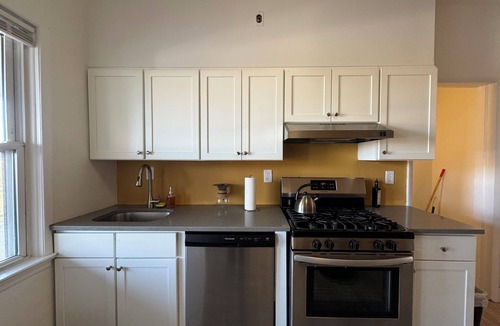 Weehawken Apartment | Spacious 4-bedroom apartment