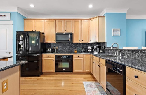 West Ocean City House | 🏖️ Spacious 4-Bedroom Bay Ct Townhome in West Ocean City, perfect for family getaways!🏖️
